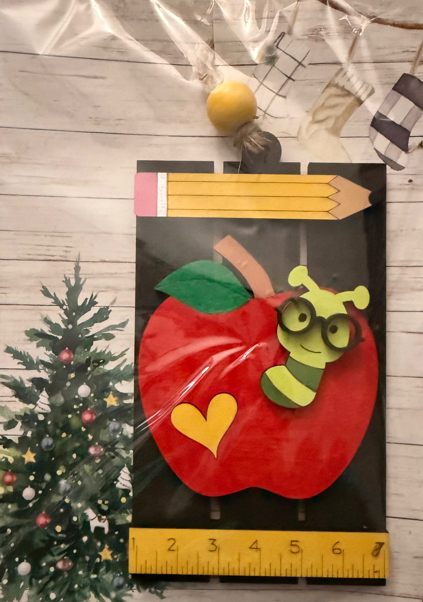 Pallet ornament